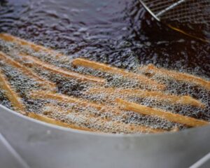 Tackling Kitchen Grease Without Strong Odors